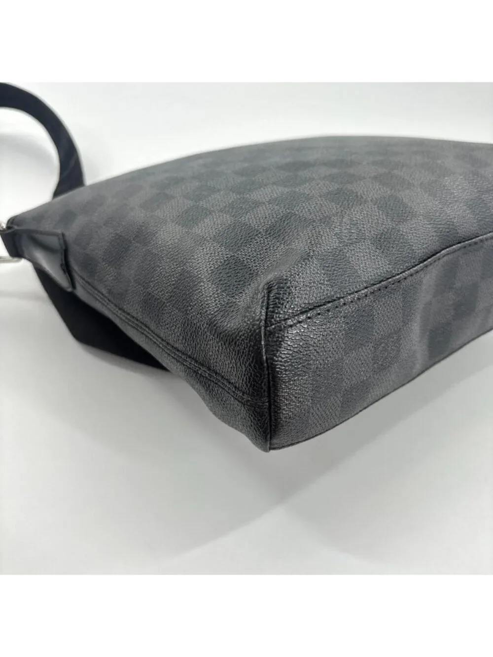 Louis Vuitton Damier Graphite Mick PM Shoulder